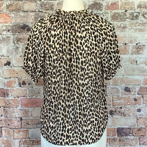 Loft Petites Animal Print Short Puffed Sleeve Popover Blouse Sz XXS - Picture 5 of 8